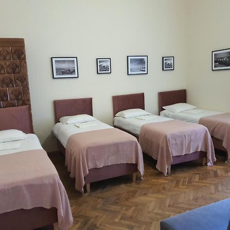 Hello Aparthotels Краков Экстерьер фото
